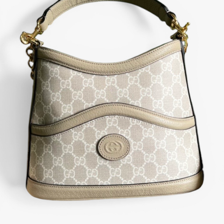 Gucci Large Shoulder Bag with Interlocking White