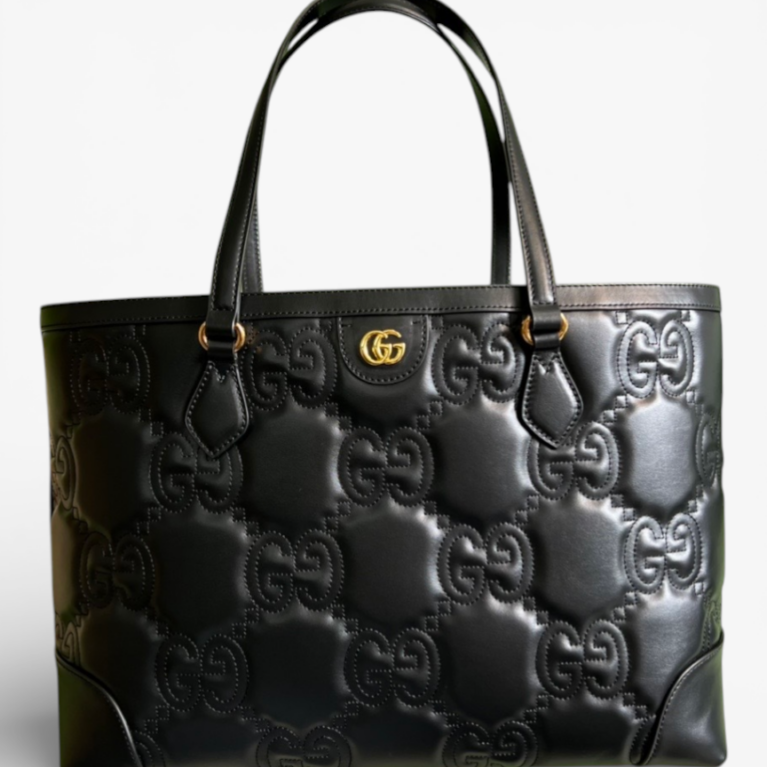 GG Matelassé Leather Medium Bag