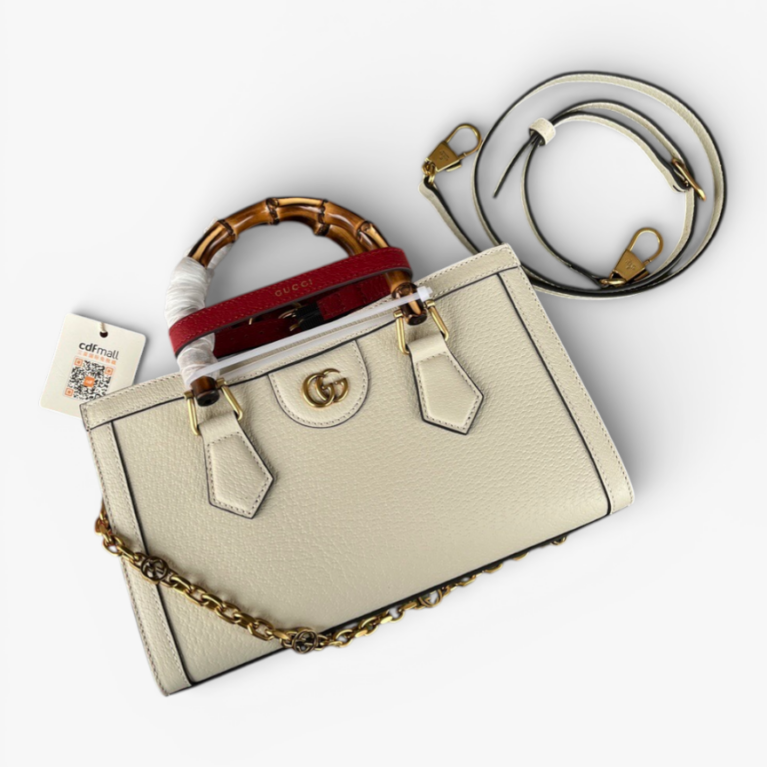 Gucci Diana Small Shoulder Bag